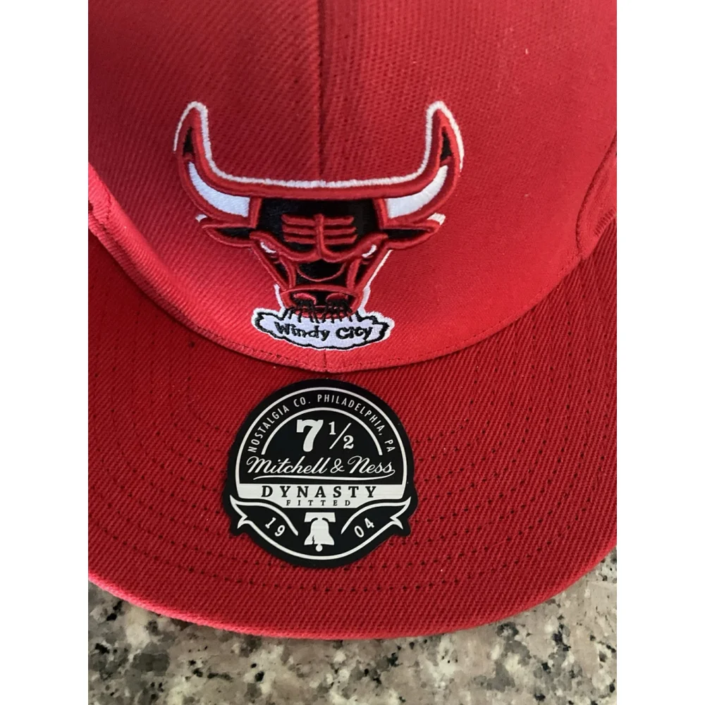 Mitchell & Ness Chicago Bulls Fitted Hat Size 7 1/2 Windy City 20th Anniversary